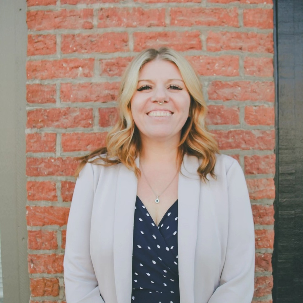 Meet your Posher, Jenifer